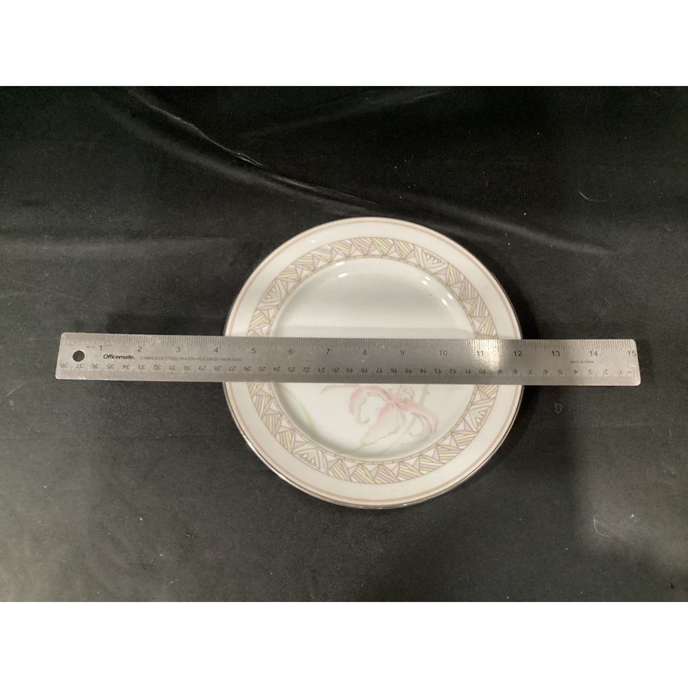 Lenox Pink Lily Salad Plates Set of 3